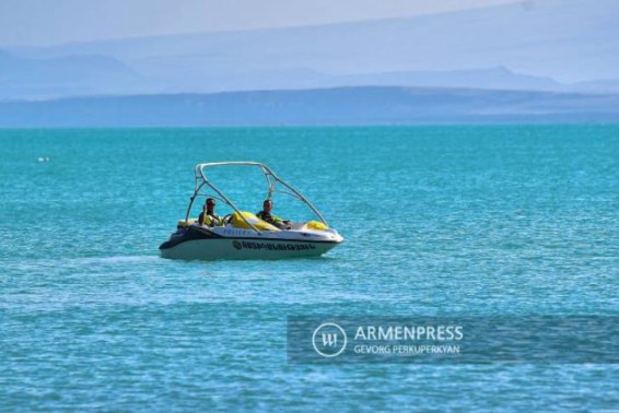 Уровень воды в озере Севан в апреле повысился на 11 см