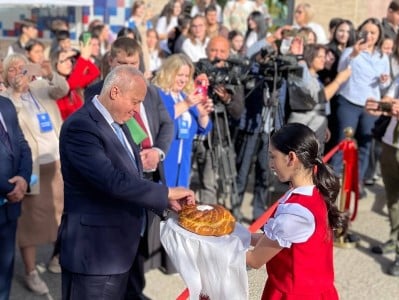 Կոպիրկինը այցելել է ռուսական զինված ուժերի 102-րդ ռազմաբազա