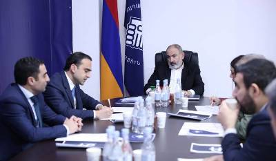 «Հրապարակ». Թուլանալ և հաճույք ստանալ. Փաշինյանի հորդոը՝ ՔՊ-ականներին