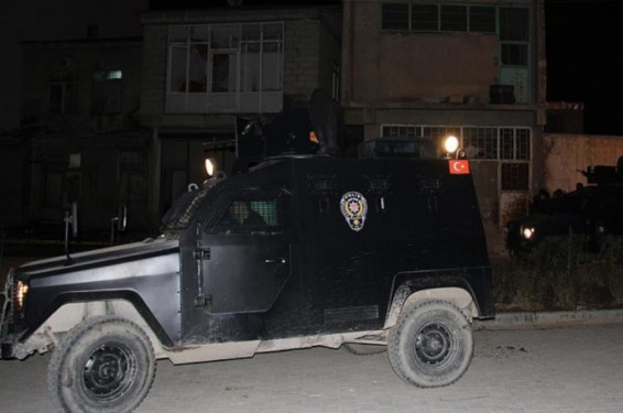 Վանում քուրդ զինյալները հարձակում են իրականացրել Էրդողանի կուսակցության շտաբի վրա