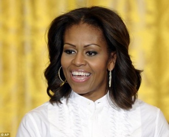 Միշել Օբամային «բարձրակրունկներով կապիկ» անվանելու սկանդալում ներքաշված քաղաքապետը հրաժարական է տվել