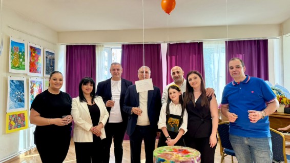 Տեղի ունեցավ Էլինա Ասրյանի  «Գունավորիր կյանքդ» խորագրով անհատական ցուցահանդեսը