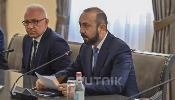 Ереван ориентируется на долгосрочное и взаимовыгодное партнерство с Россией - Мирзоян