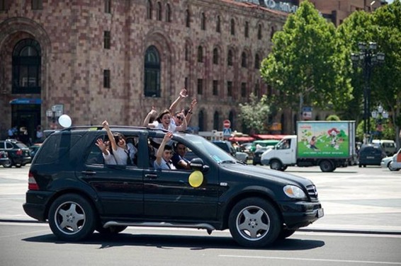 «Վերջին զանգ». պահպանվող հատուկ տարածքներ է տեղափոխվել 109 տրանսպորտային միջոց, 78-ի ղեկին եղել են անչափահասներ