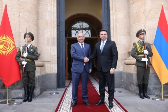 Ղրղզստանը պատրաստ է հարթակ տրամադրել Հայաստանի ու Ադրբեջանի միջեւ խաղաղության համաձայնագրի ստորագրման համար