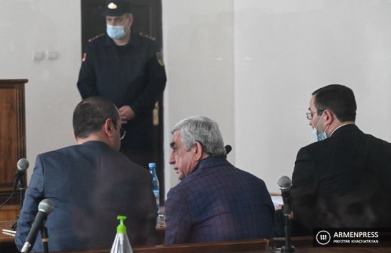 Прокурор передал в суд материалы дела о предполагаемом получении Сержем Саргсяном взятки в размере около 3 млн долларов