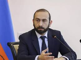 «Ժողովուրդ». Արարատ Միրզոյանը արտոնյալ է ՔՊ թիմում, բայց հետ քաշված
