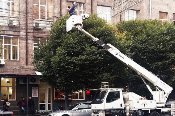 Ամենօրյա աշխատանքներ` Երևանի արտաքին լուսավորության ցանցում