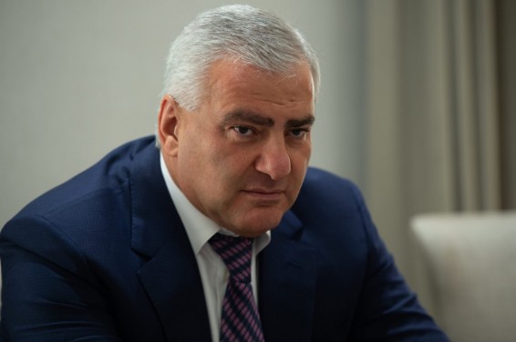 Քիչ առաջ Երևանում ձերբակալել են գործարար, բարեգործ Սամվել Կարապետյանին.Aysor.am