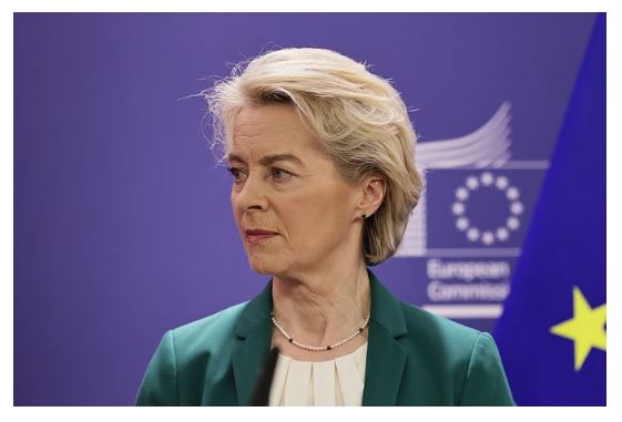 В Европарламенте начнутся слушания о вотуме недоверия Урсуле фон дер Ляйен