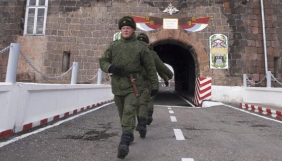 Аятолла Хаменеи жив и вышел к народу, а Украина распространяет «вымышленные новости»…