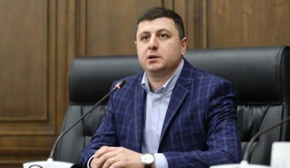 Ուրացողների խումբը ուղիղ եթերի ռեժիմով փորձելու է ներխուժել Վեհարան` փորձելով հալածանքների, ծաղրի ճնշումներ գործադրել կաթողիկոսի նկատմամբ