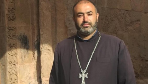 Վեհարանի վրա ոտնձգությունը սրբապղծություն է, իսկ պատասխանատվությունը կընկնի Փաշինյանի վրա․ Տեր Վրթանես
