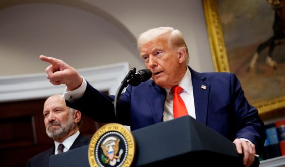 Трамп заявил о сокращении срока на достижение сделки по Украине до 10—12 дней