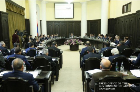 Ֆիննախի «Էկոնոմիկա հանդեսը» և «Գնագոյացման վերլուծական ինֆորմացիոն կենտրոնը» լուծարվեցին
