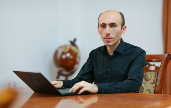 «Արցախի ժողովրդի վերադարձի իրավունքը պետք է իրացվի». Արտակ Բեգլարյան
