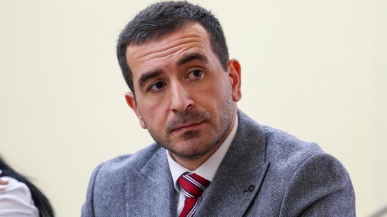 Կհանդիպենք, երբ կհանդիպենք. Հայկ Կոստանյանը հեռացել է Տիգրան Ավինյանի մամուլի քարտուղարի պաշտոնից