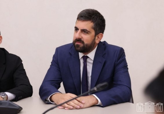 Ереван ждет от Анкары шагов по установлению отношений, каких-то проблем нет - провластный депутат Ханданян