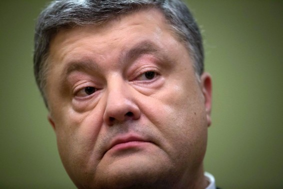 Порошенко вызвали на допрос в Гепрокуратуру Украины по 