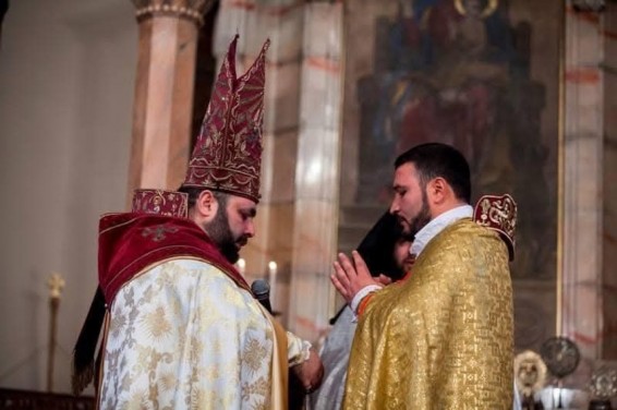 Ձեզանից սովորեցինք և Դուք օրինակ դարձաք մեզ համար, թե ինչպես պետք է սիրել հայրենիքն ու եկեղեցին. Տեր Զարեհի խոսքերը՝ ուղղված Մկրտիչ Սրբազանին