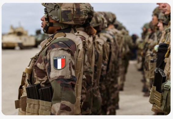 СВР: Франция готовит к развертыванию на Украине до 2 тыс. военных