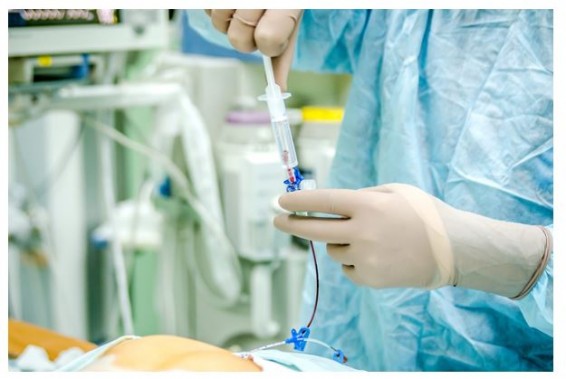 20 из 30 пострадавших в ДТП с автобусом близ монастыря Агарцин выписались из медцентра - Минздрав