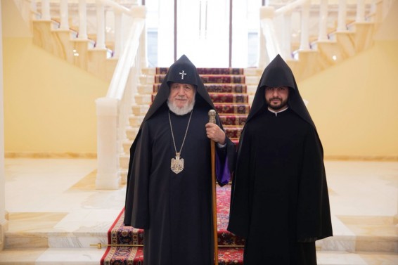 Ձեր լուսավոր առաջնորդությամբ մեր Մայր Եկեղեցին այս տարիների ընթացքում դարձել է հոգևոր վերածնության և ազգային միասնության կենտրոն. Հայր Հովհաննեսը՝ Վեհափառ Հայրապետին