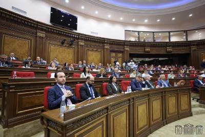 «Հրապարակ». ՔՊ–ում շատերն են վախենում Աստծո նզովքից