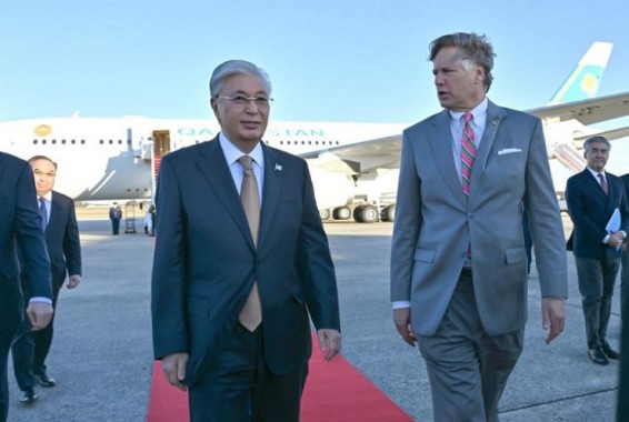 Президент Казахстана прибыл в Вашингтон