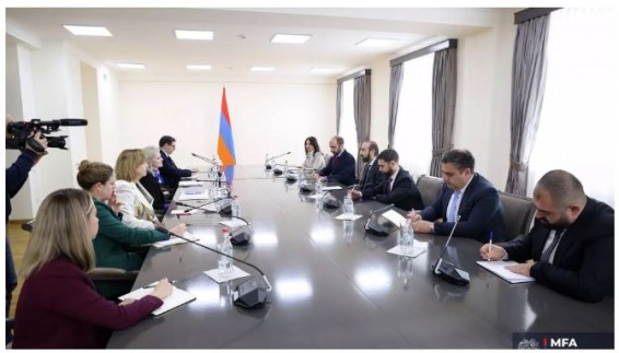 Глава МИД Армении и замгоссекретаря США обсудили проект 