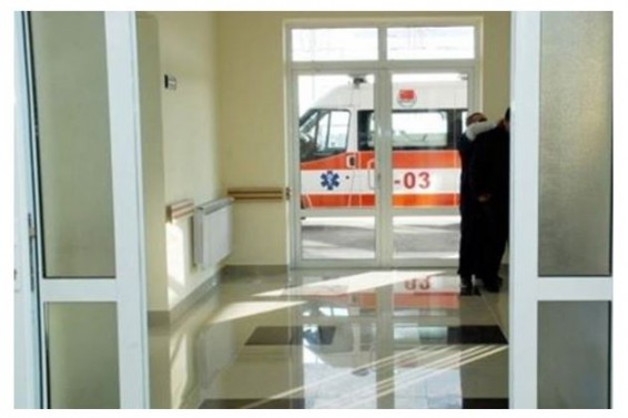 Несовершеннолетний сын ударил спящего отца ножом 10 раз. Он мстил за мать - СК Армении