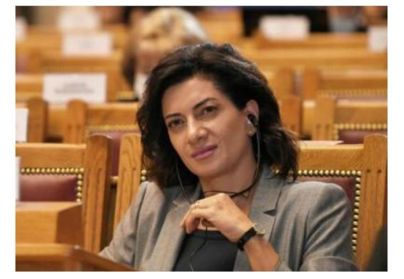 Супруга Пашиняна: Даже бутылку воды не покупайте в «супермаркетах Анны Акопян «88»