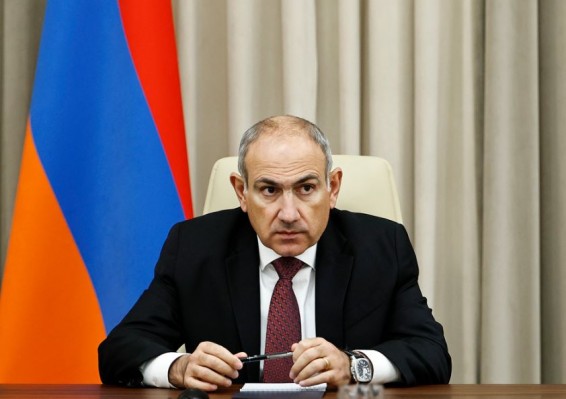 Премьер-министр РА отправился с визитом в Германию