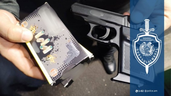 Համայնքային ոստիկաններն ու Ոստիկանության գվարդիայի ծառայողներն ապօրինի զենք-զինամթերք են հայտնաբերել