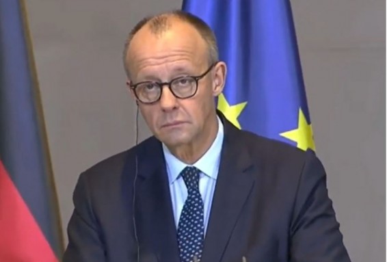 Мерц намеревается посетить Армению