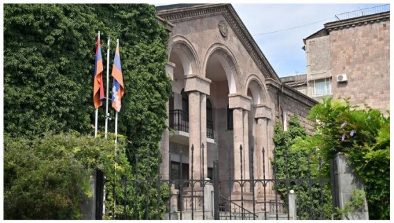 Следователи проводят обыски в представительстве Нагорного Карабаха в Ереване