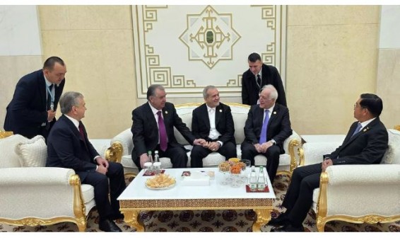 Ваагн Хачатурян встретился в Ашхабаде с Пезешкианом и лидерами других стран