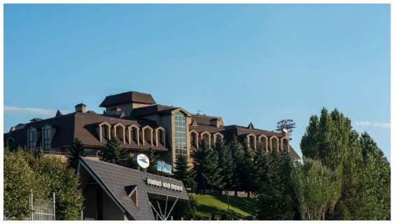 Власти не тронут особняк бывшего начальника полиции и отель экс-главы ФФА - СМИ