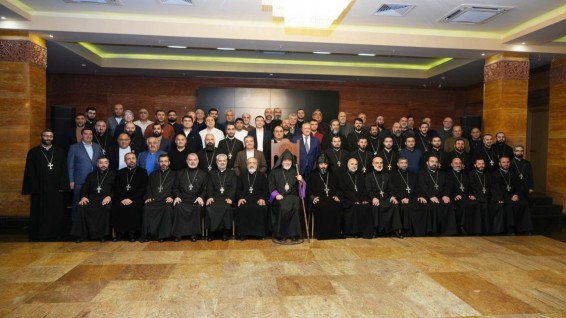 Սուտ տեղեկություններ են, իբր Կաթողիկոսը կարող է տեղափոխվել ՌԴ և կառավարել հեռակա. Ռուսաստանի և Նոր Նախիջևանի թեմի հայտարարությունը