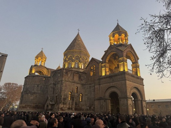 Ի տարբերություն գործող ռեժիմի խոսույթի՝ կաթողիկոսի խոսքը կառուցված էր հանդուրժողականության և սիրո մթնոլորտի վրա