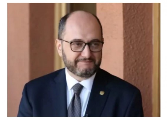 Араик Арутюнян прокомментировал вопрос о жёстком разговоре с Пашиняном:  Это абсолютная ложь