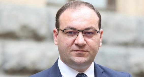 Քաղբանտարկյալները պետք է անհապաղ ազատ արձակվեն բանտերից․ Բաբայան