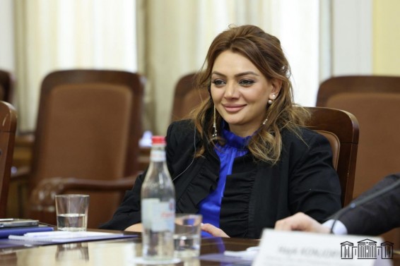 «Սխալվել կարող են բոլորը». Հռիփսիմե Հունանյանը որոշել է ինքնաբացարկ հայտնել առաջիկա ընտրություններում ՔՊ համամասնական ցուցակում ընդգրկվելուց