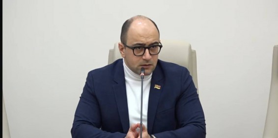 Կարո՞ղ է մի օր էլ Նիկոլ Փաշինյանը որոշի Հայաստանի ու Ադրբեջանի բանակները միացնել իրար. Հայկ Մամիջանյան