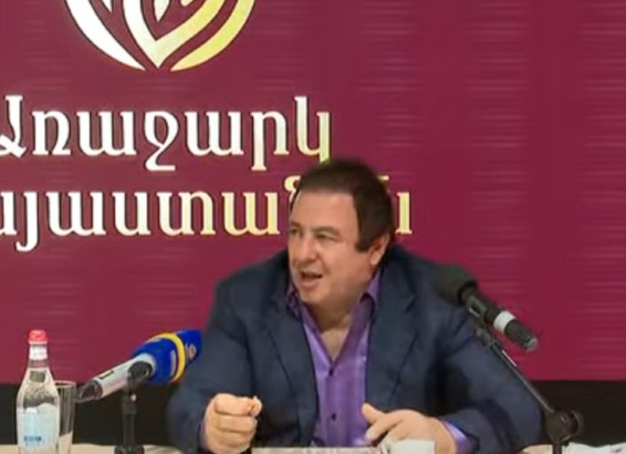 Գագիկ Ծառուկյանը հանդիպել է երիտասարդների հետ