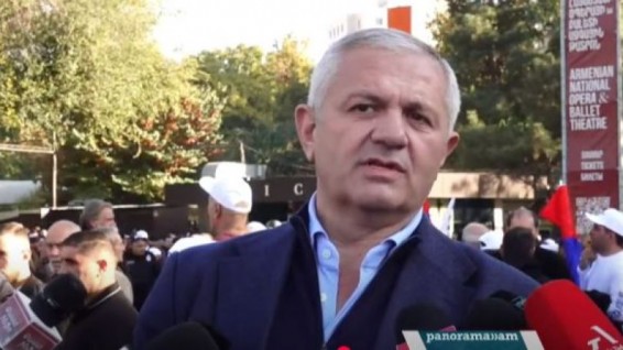 Սամվել Կարապետյանն արդեն սկսել է երկու երկրների քաղաքացիություններից հրաժարվելու գործընթացը. Մամիկոն Ասլանյան