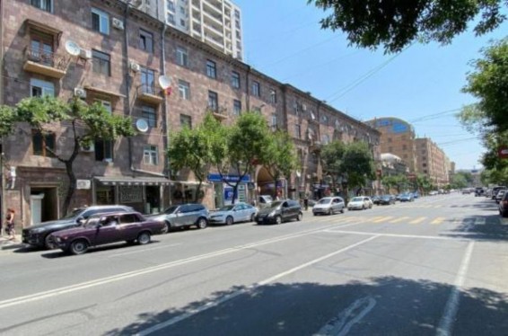 Ամիրյան փողոցը Պապ թագավորի փողոց անվանակոչելու նախագծի քննարկումը հետաձգվեց, քվորում չկար