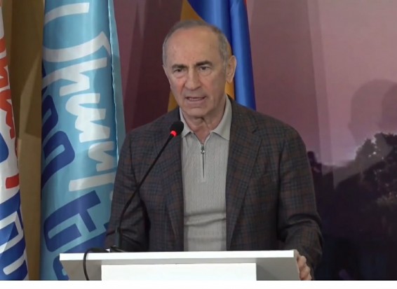 Ռոբերտ Քոչարյան. Այսօր պատերազմի թեման բորբոքում է Նիկոլ Փաշինյանը