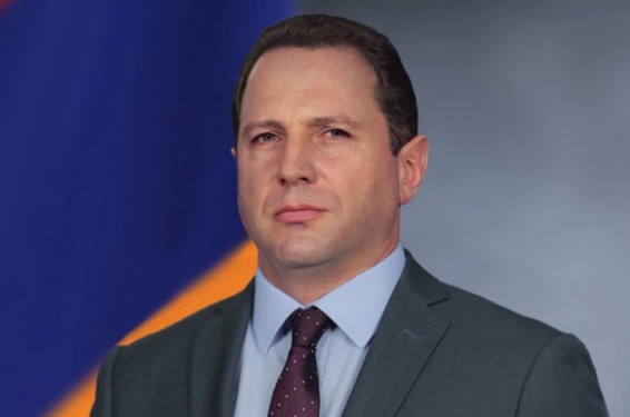 Դավիթ Տոնոյանը գովեստի խոսքեր է ասել երեկ ձերբակալված Արթուր Ավանեսյանի մասին