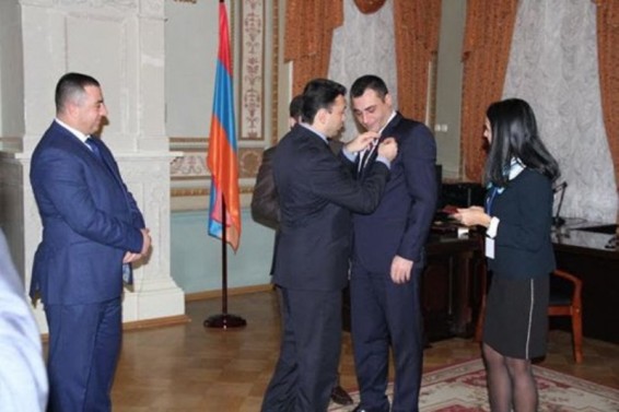 Շարմազանովը կարևորել է Սանկտ Պետերբուրգի հայության դերը հայապահպանության գործում